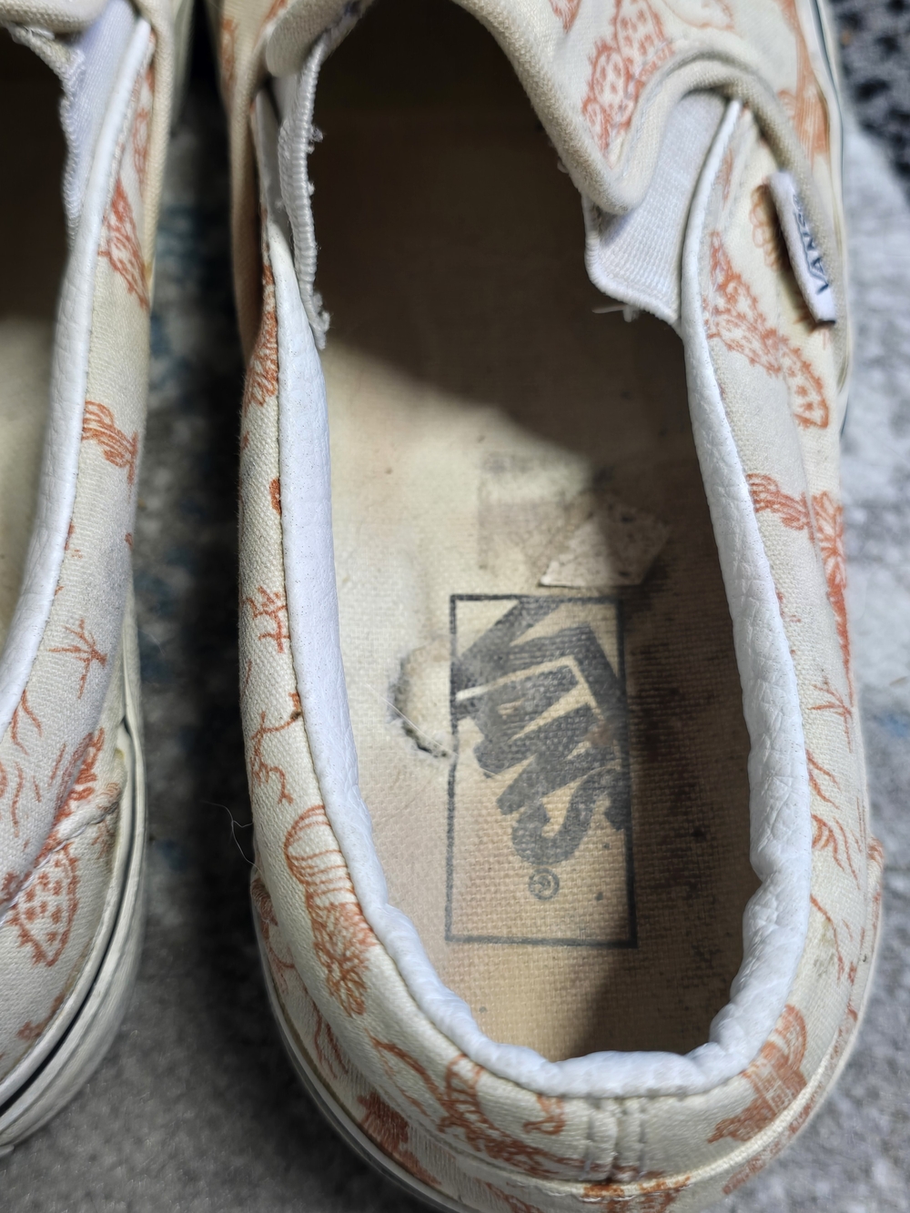 Vans Classic Slip-On Desert Southwestern Cactus Print Sneakers – Size Women's 9 - Picture 3 of 7